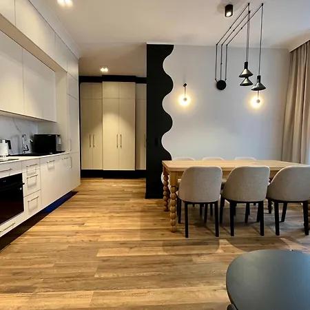 Teofila Magdzinskiego 5